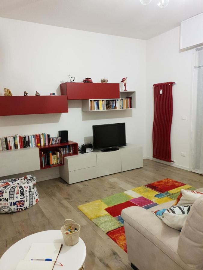 A Casa Di Elsa Apartment กาสเตนาโซ ภายนอก รูปภาพ