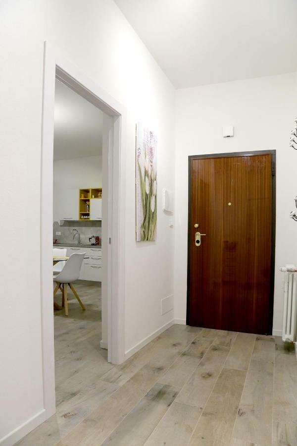 A Casa Di Elsa Apartment กาสเตนาโซ ภายนอก รูปภาพ