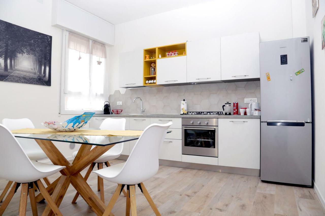 A Casa Di Elsa Apartment กาสเตนาโซ ภายนอก รูปภาพ
